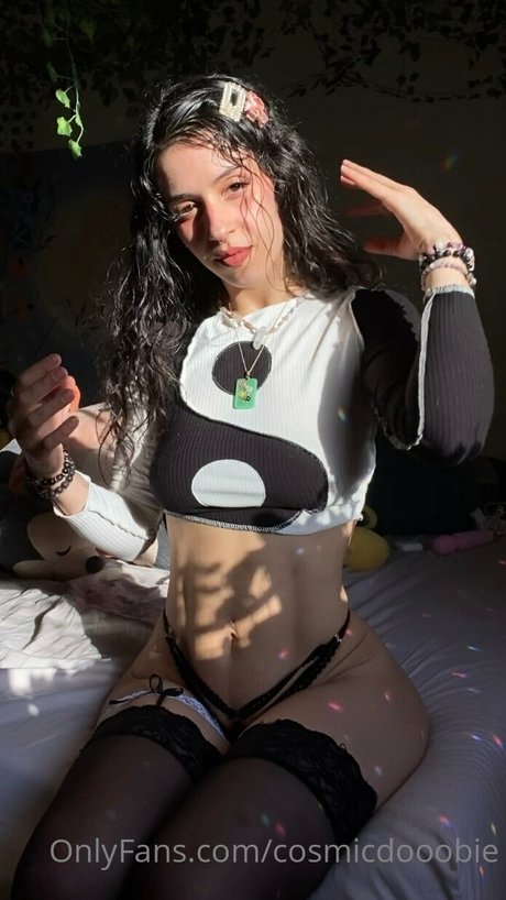 cosmicdoobie star erotic pics