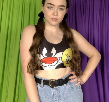 Tori Eaglestone hd actress image