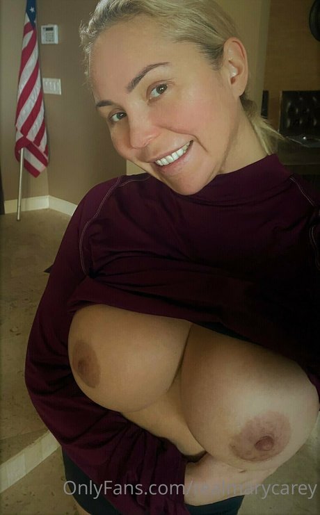 Mary Carey nude pornstar gallery