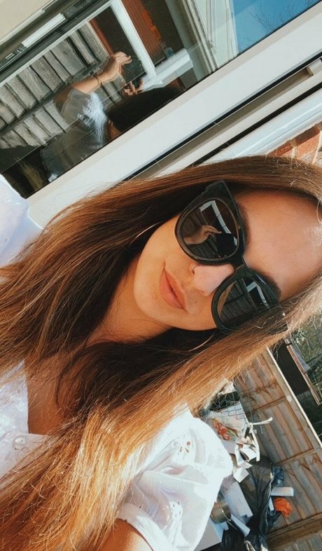 petite skinny onlyfans hot nude galleries