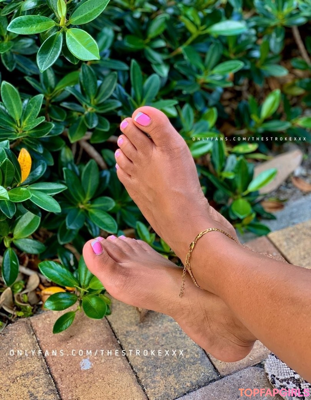 fat pussy onlyfans art nude img