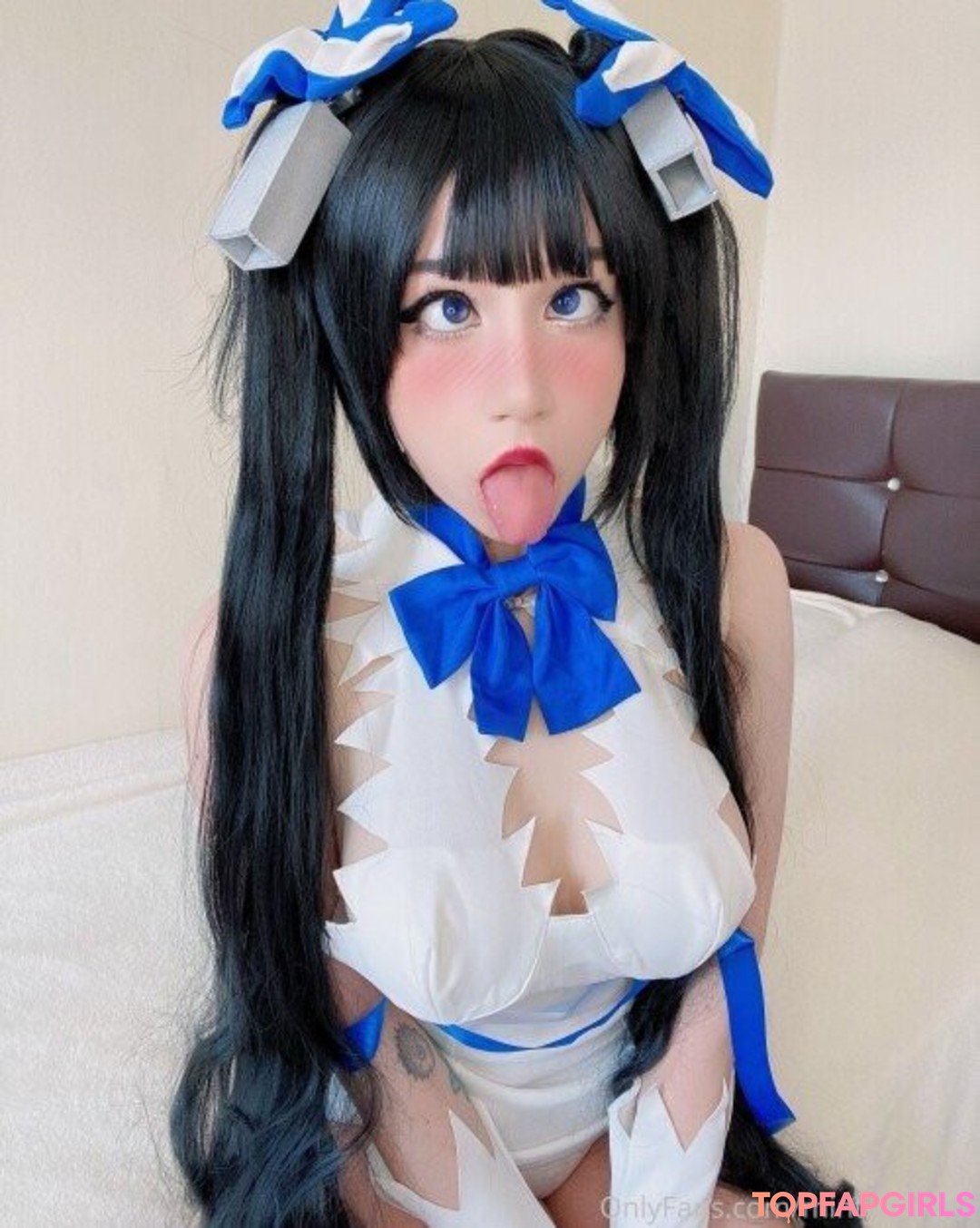 Minty Kitsune art actress gallery