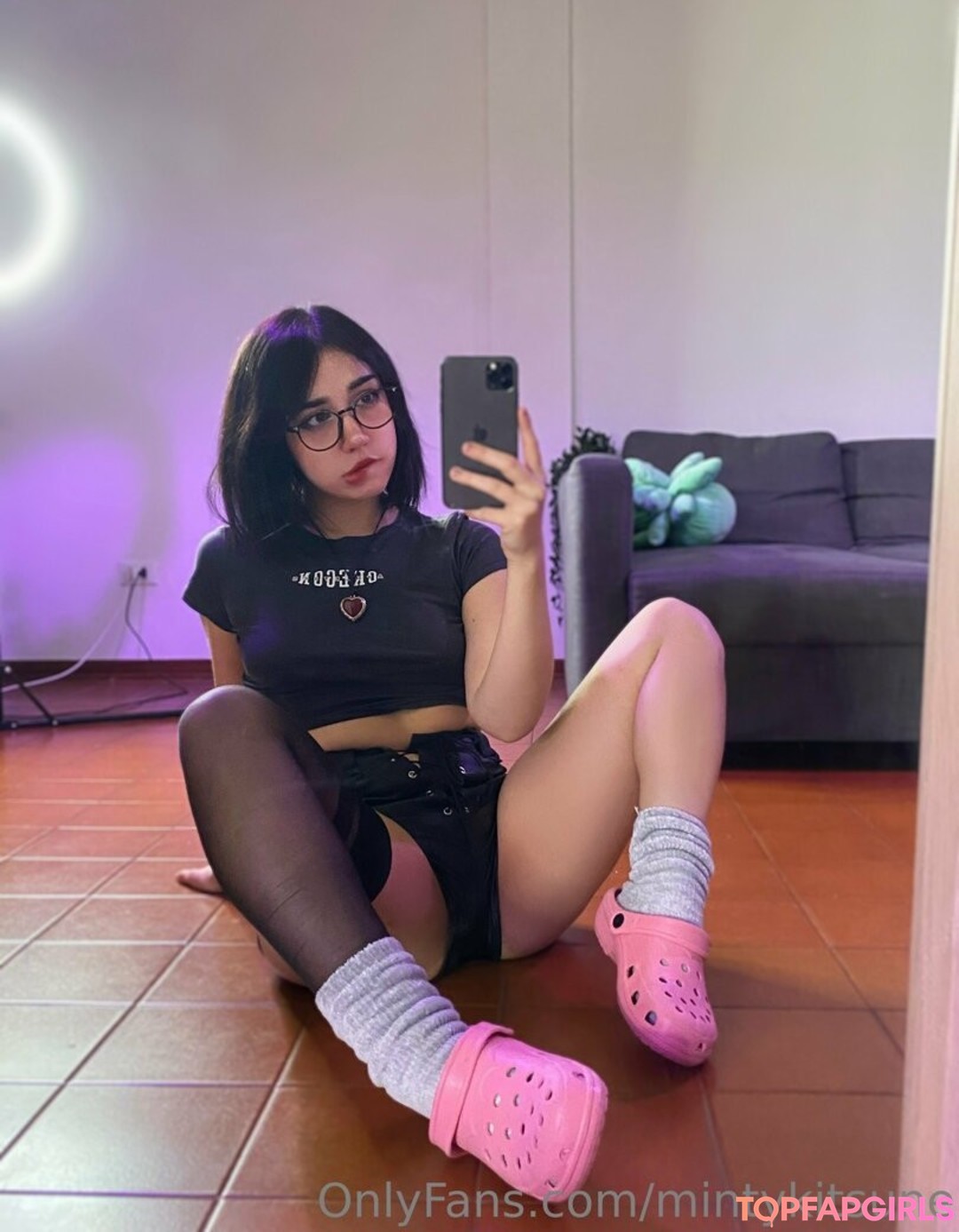 Minty Kitsune hot pornstar pics