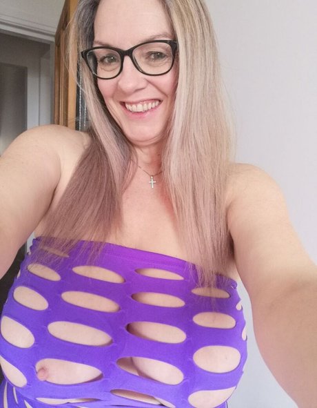 fat shemale onlyfans nude gallery