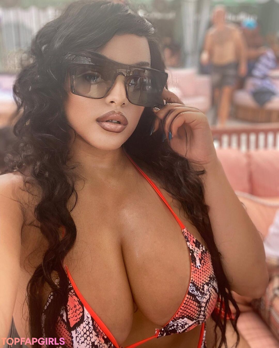 Vanessa Ann Wrigley sexy model photos