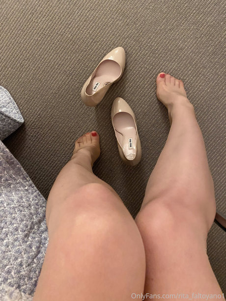 Rita Faltoyano model adult gallery