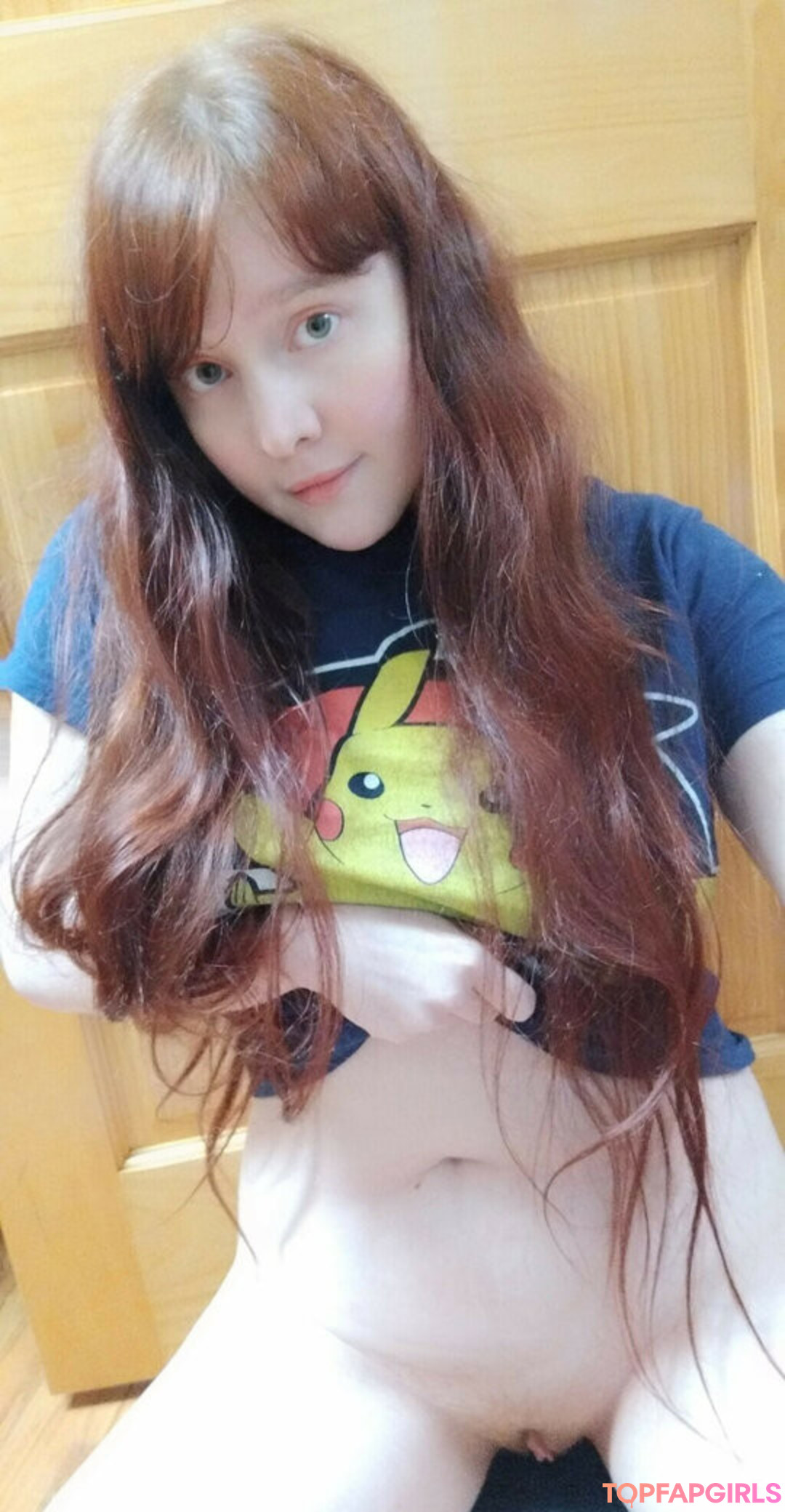 Foxy Cosplay nude model pictures