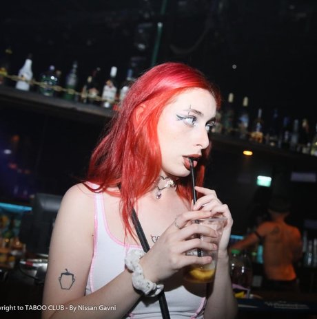 VelNick adult star galleries