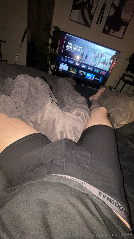 Icy Mikey888 beautiful pornstar archive