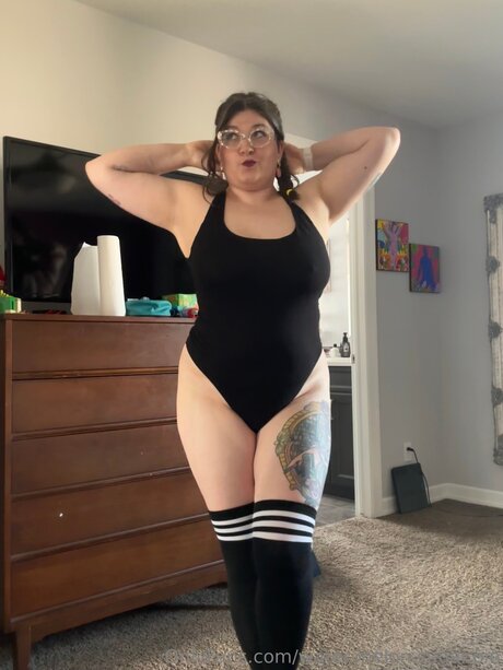 gloryhole wife onlyfans art porn img