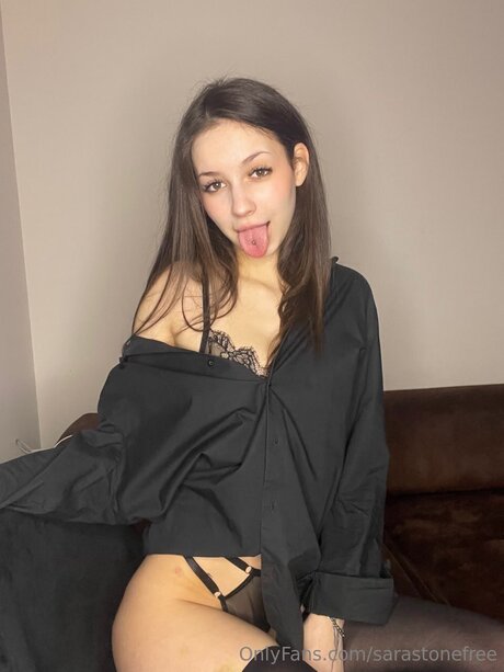 Sarastonefree exclusive actress pictures