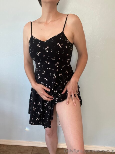 Weedyvip sex model pictures