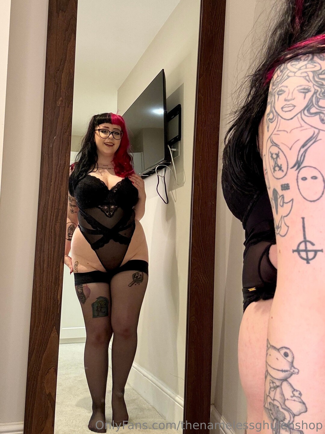 Thenamelessghulehshop pornographic model photo