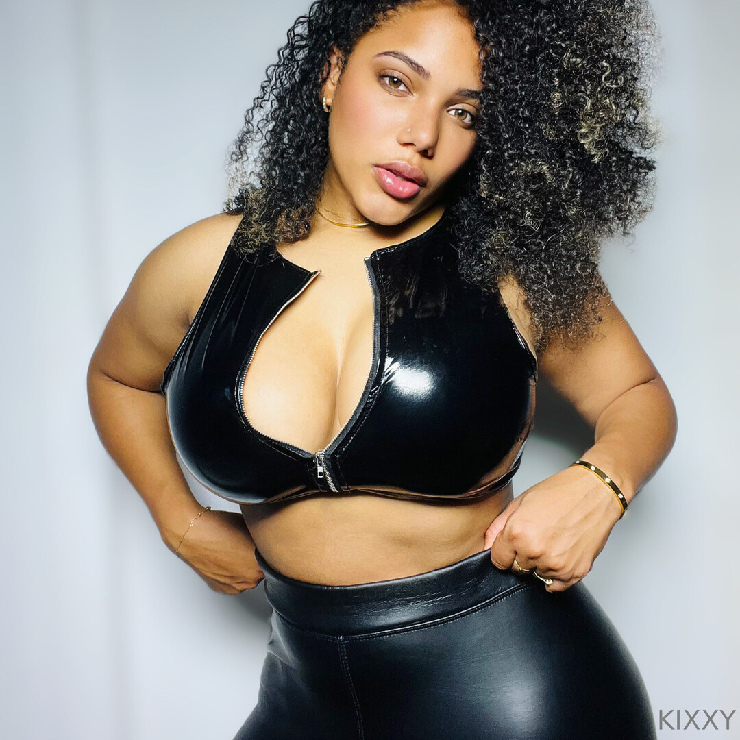 Kixxy art pornstar photo