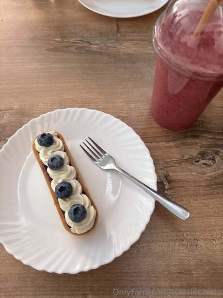 Tsrosiecandy perfect model pic