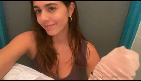 Carlasfeetfrenchgirl xxx pornstar pic