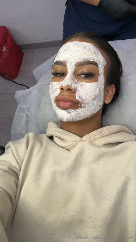 Ambarxreyes model free picture