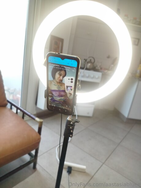 Aastasiabluee nice actress photos