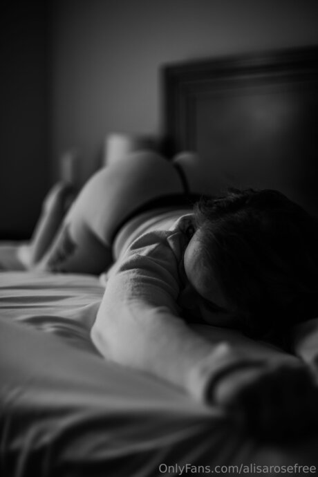 Alisarosefree pornographic model pictures