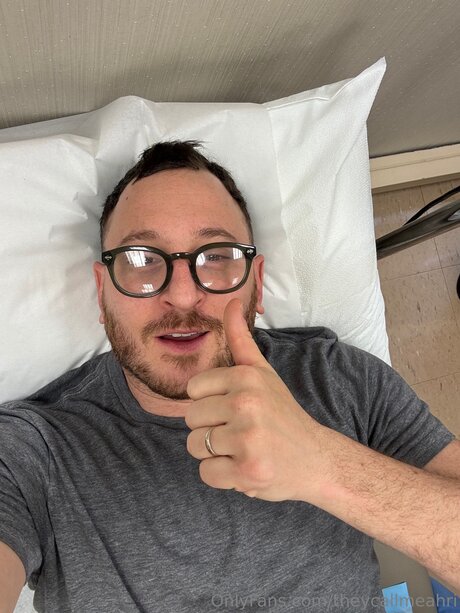 Theycallmeahri pornstar high quality picture