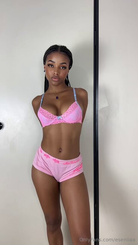 Eseniiaa nude actress images