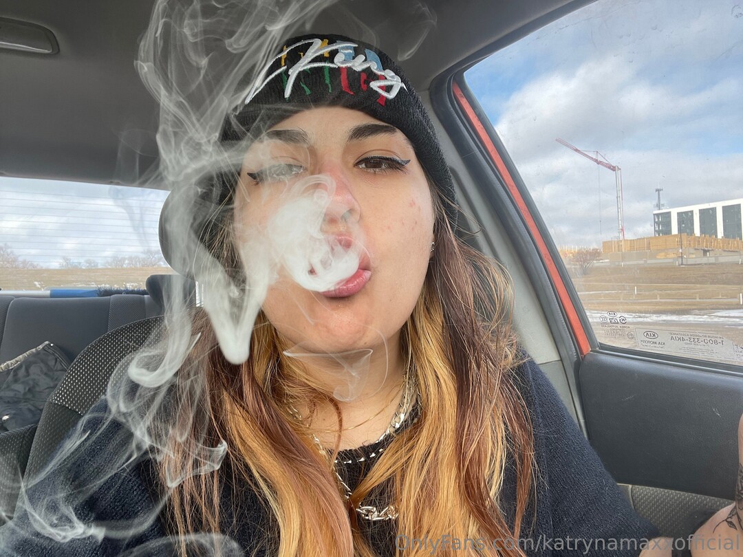 Katrynamaxxofficial best actress image