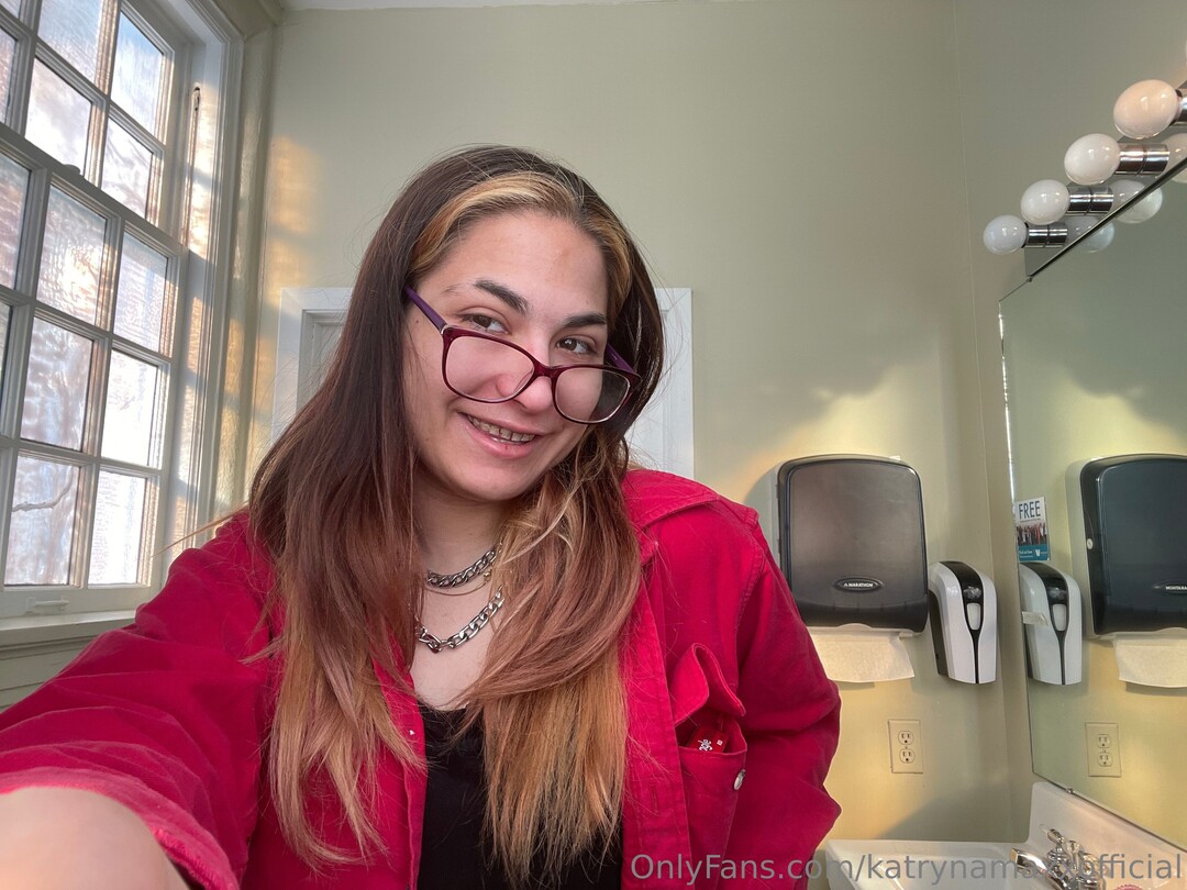 Katrynamaxxofficial exclusive pornstar gallery