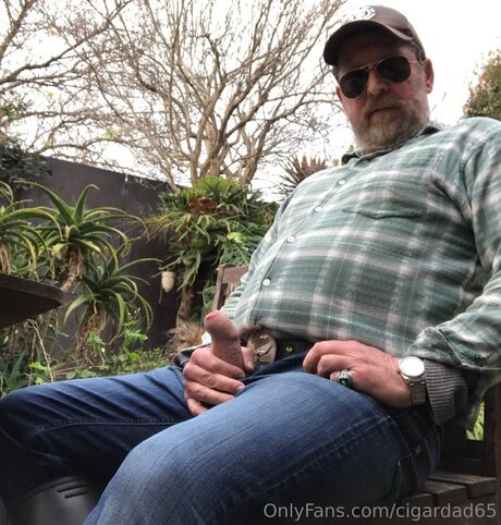 Cigardad65 star high quality img