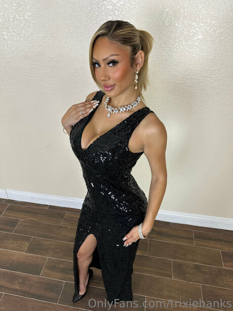 pierced onlyfans beautiful naked galleries