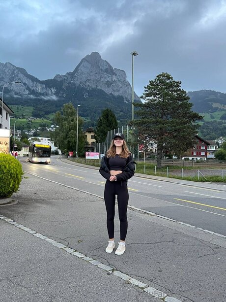 Elisees top profile image