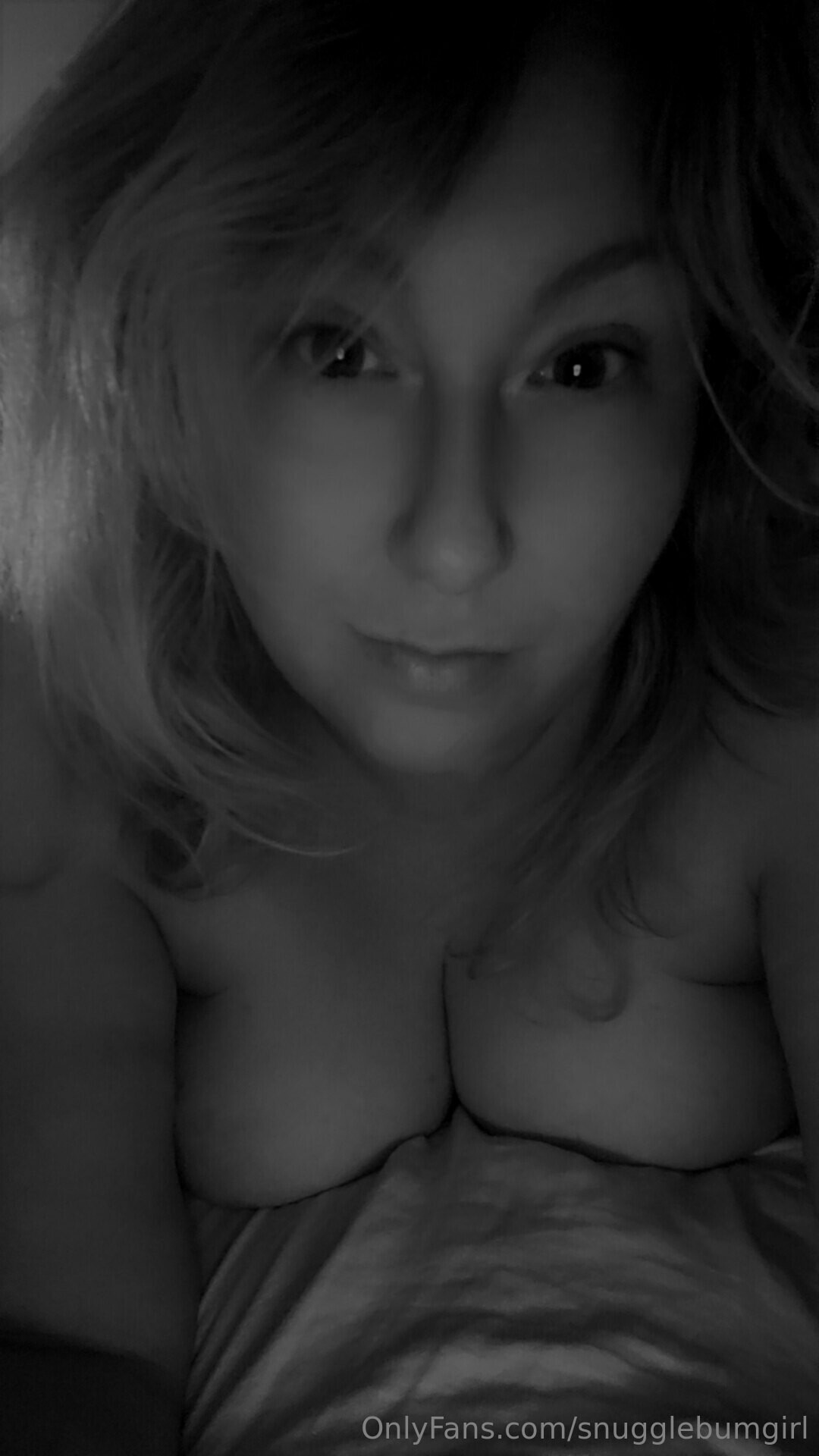 Snugglebumgirl model nudes pic
