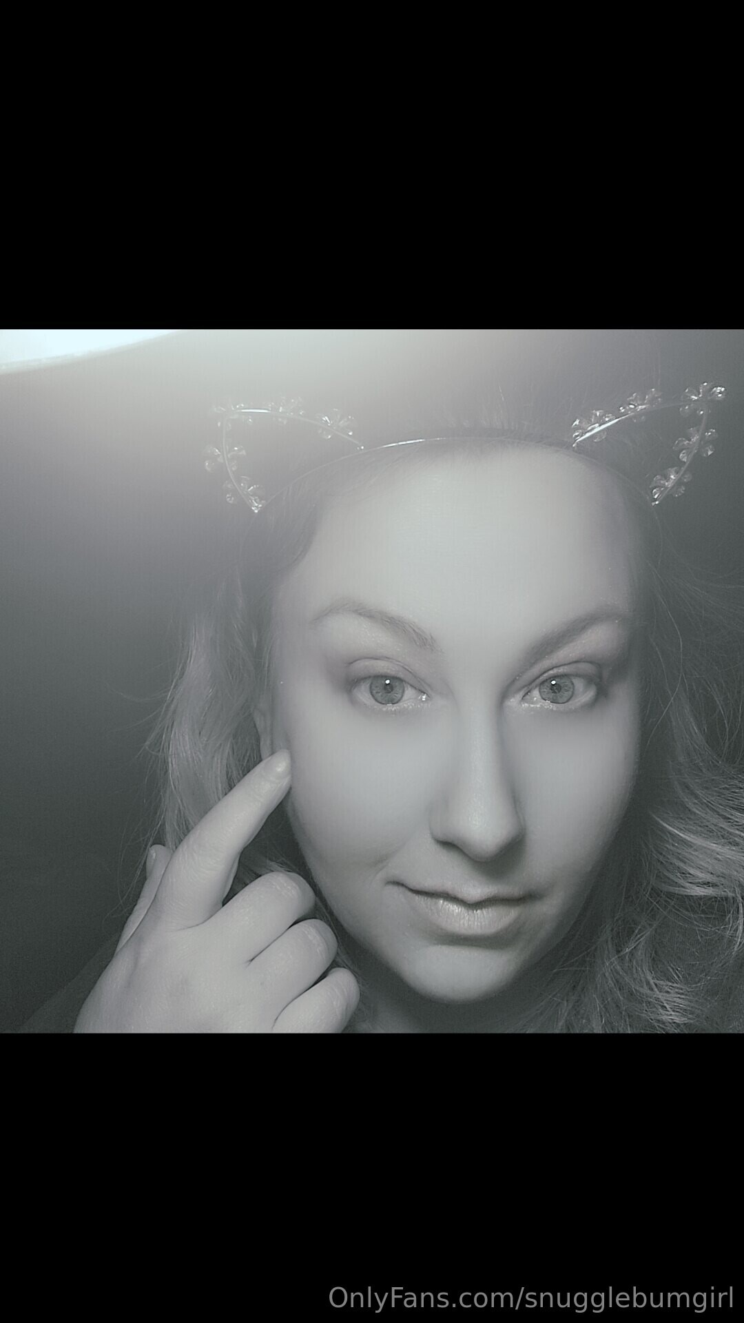 Snugglebumgirl free model pic