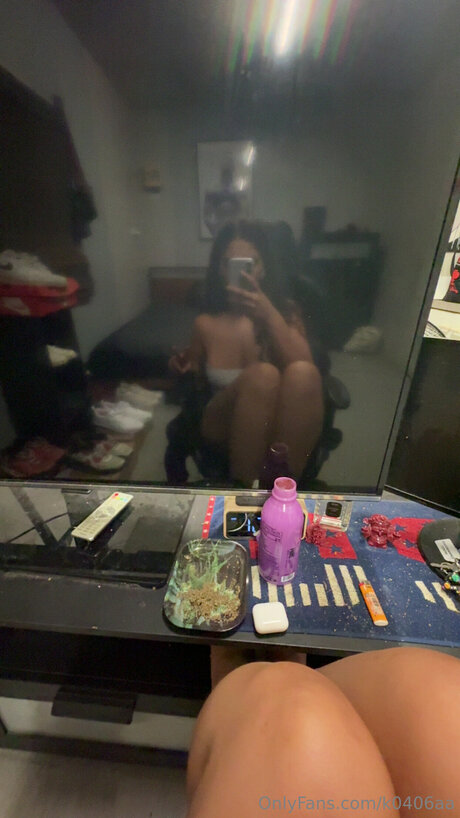 K0406aa model nude photos