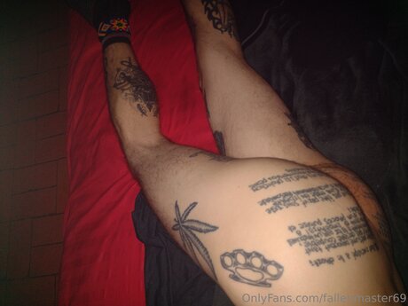 Fallenmaster69 model hot picture