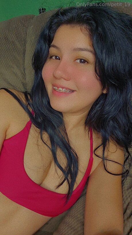 Petit 19 nude model archive