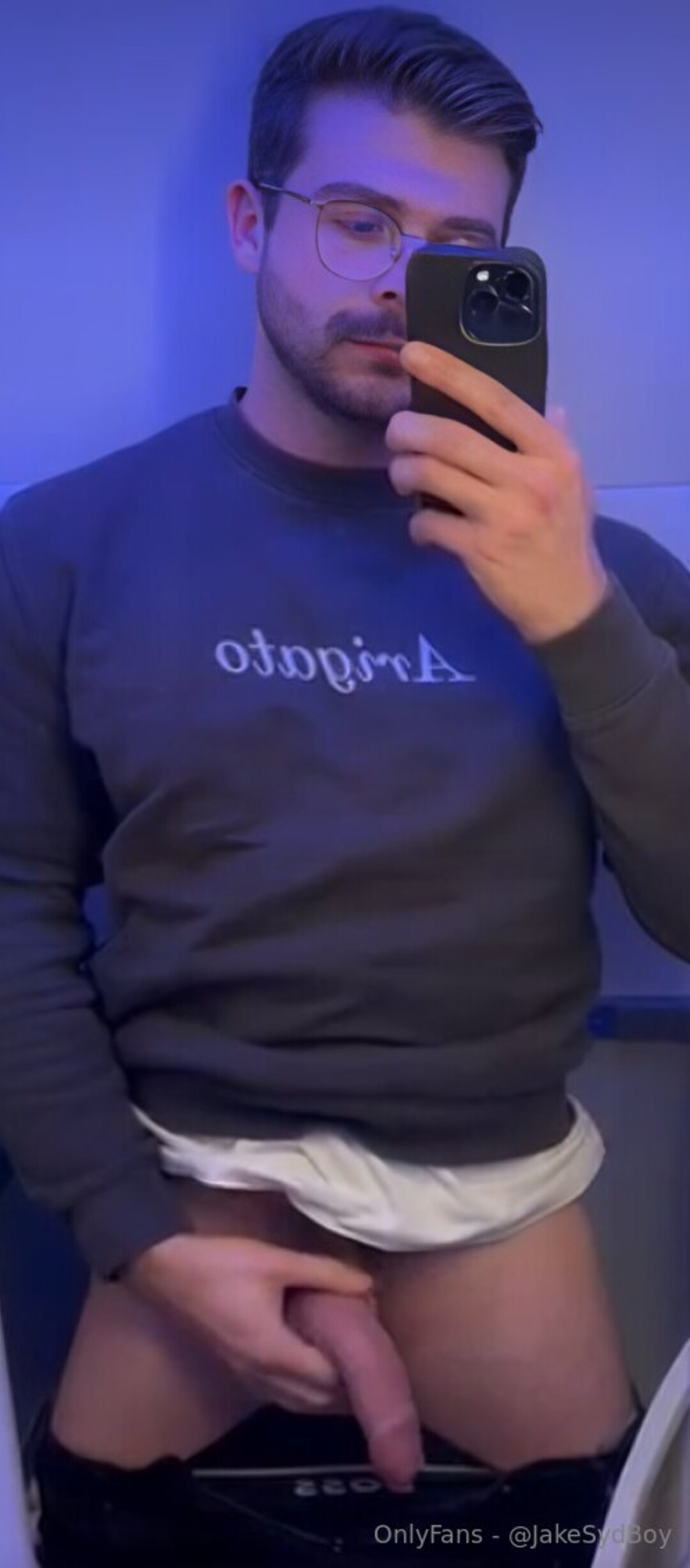 Jakesydboy pretty pornstar picture