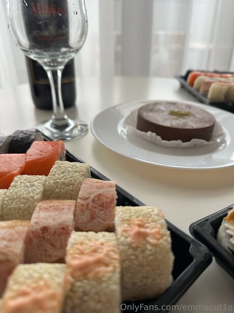 Emmacut1e sexy actress photo