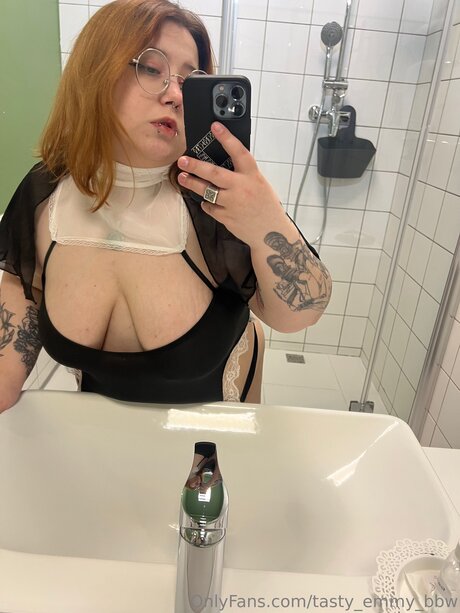 Tasty Emmy Bbw star nude pictures