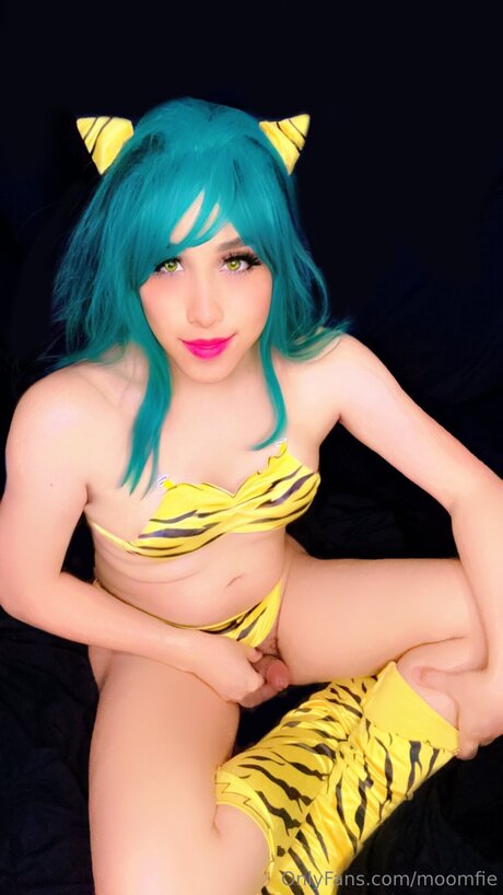 Moomfie naked star pic