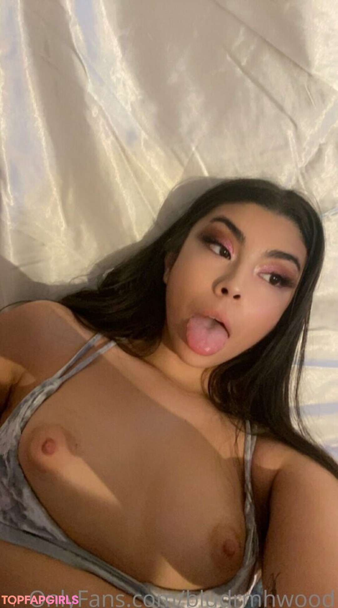 Blue Dream Hollywood sexy star pic