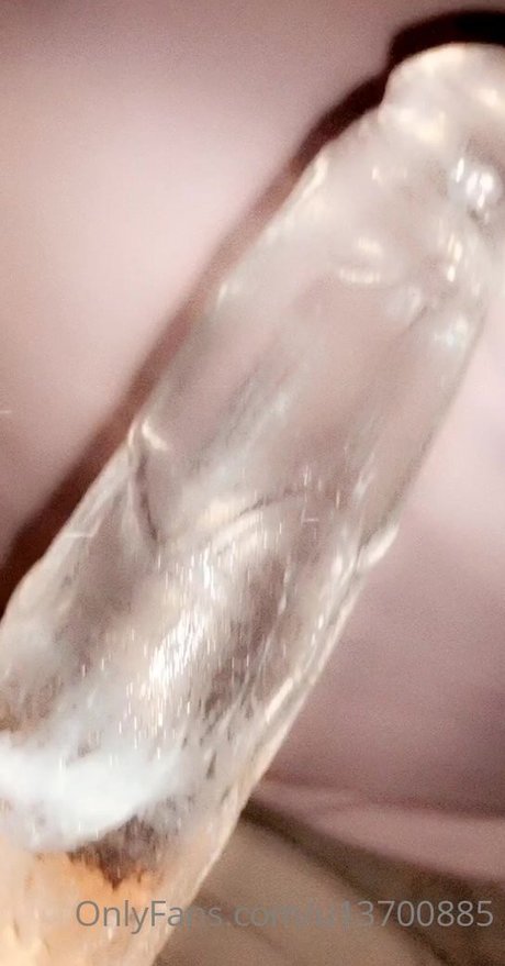 Gabs Handly naked model photo