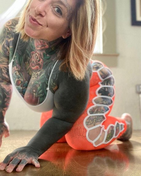 Kristel Oreto star sexy pics