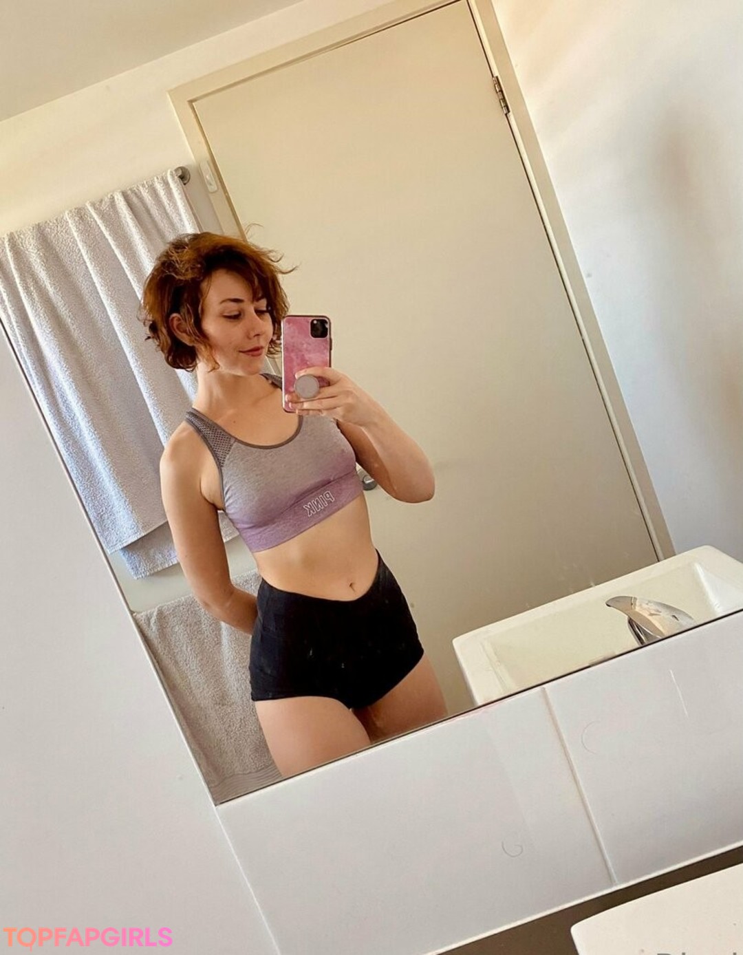 Rinzi pretty pornstar img