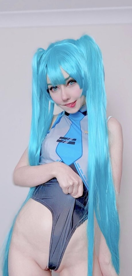 Rinzi model sexy images