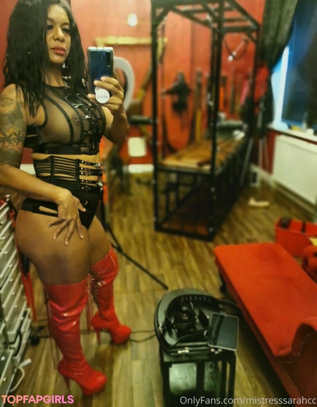 mistresssarahcc perfect model images