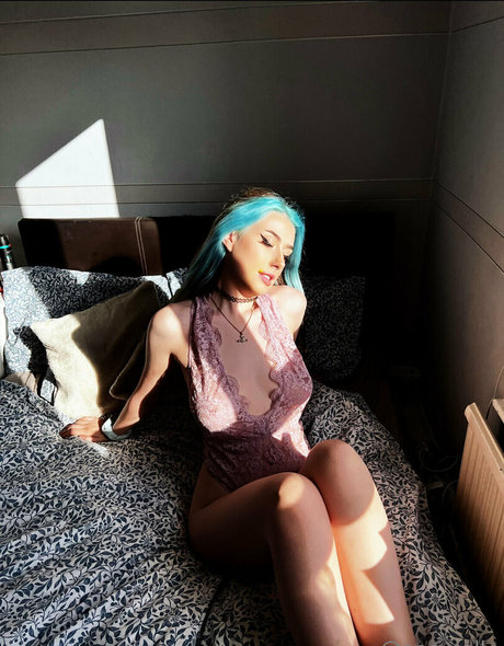 snowelle model perfect galleries