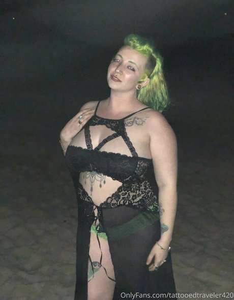 UnicornButtStuff adult model img