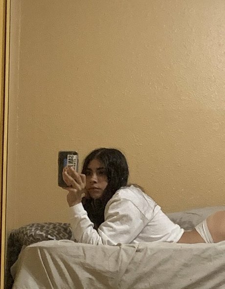 theblunt nude star images