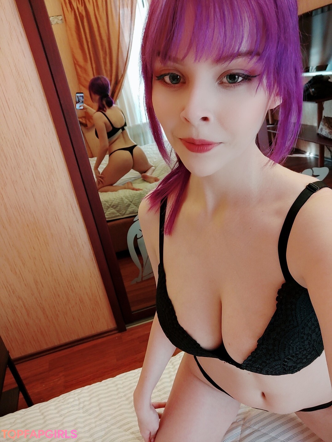 outside onlyfans beautiful naked pic