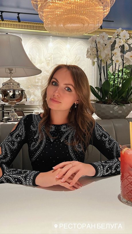 sisters onlyfans hot porn photo